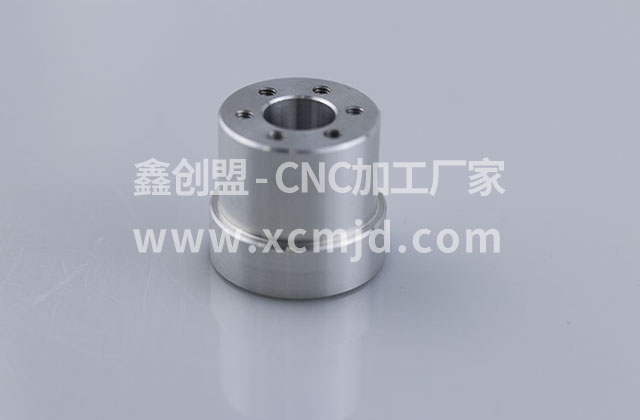 分析CNC加工精密五金零件加工中彎曲時坯件孔的位置變化問題？